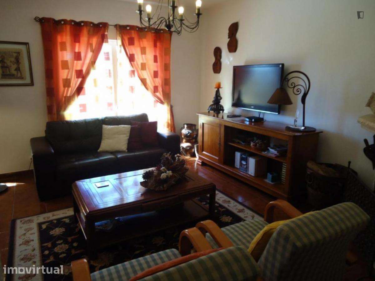 Casa com 3 quartos - localizado em Setubal - Grande imagem: 4/13