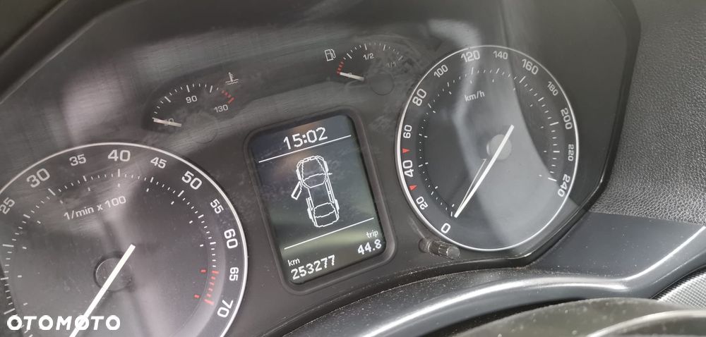 Skoda Octavia 1.8 TSI Ambiente - 3
