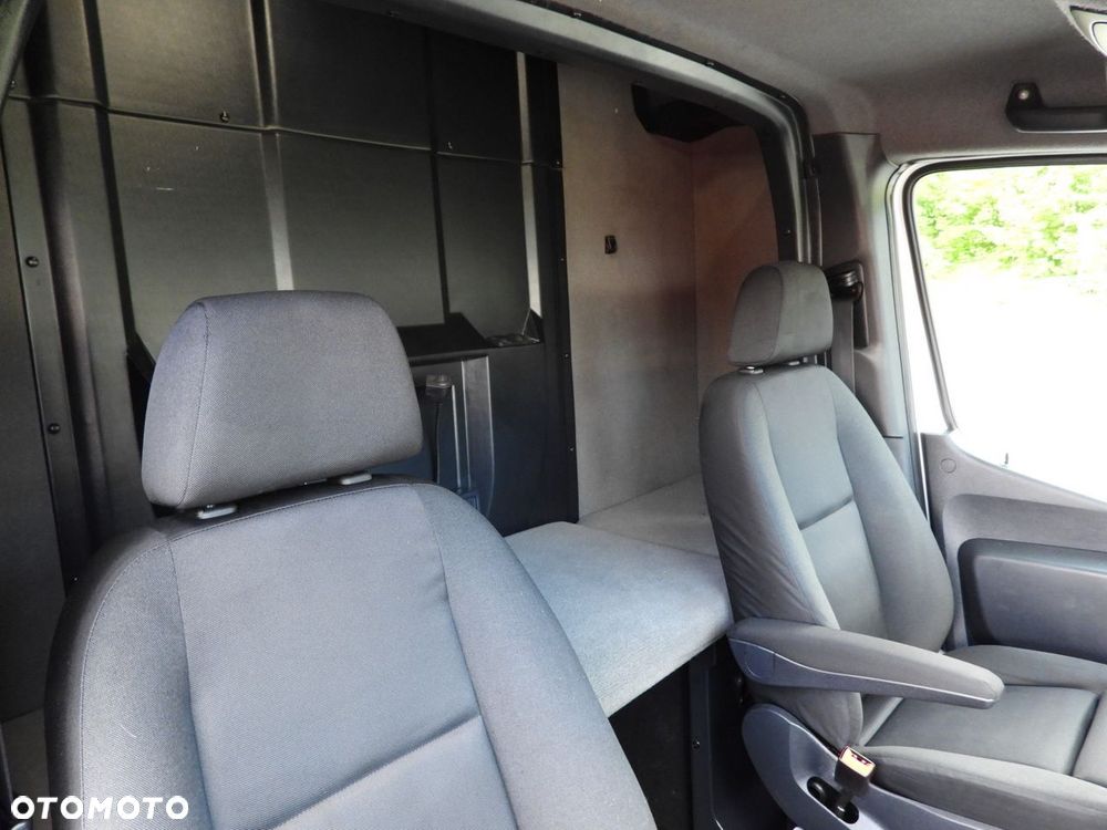 Mercedes-Benz SPRINTER 316 PLANDEKA WINDA 10 PALET WEBASTO TEMPOMAT PNEUMATYKA KLIMATYZACJA  160KM - 39