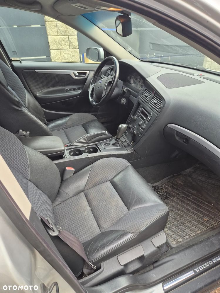 Volvo V70 2.4 Edition Comfort - 3