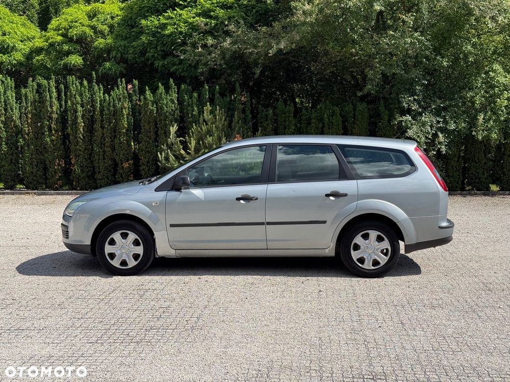 Ford Focus 1.6 Trend - 11