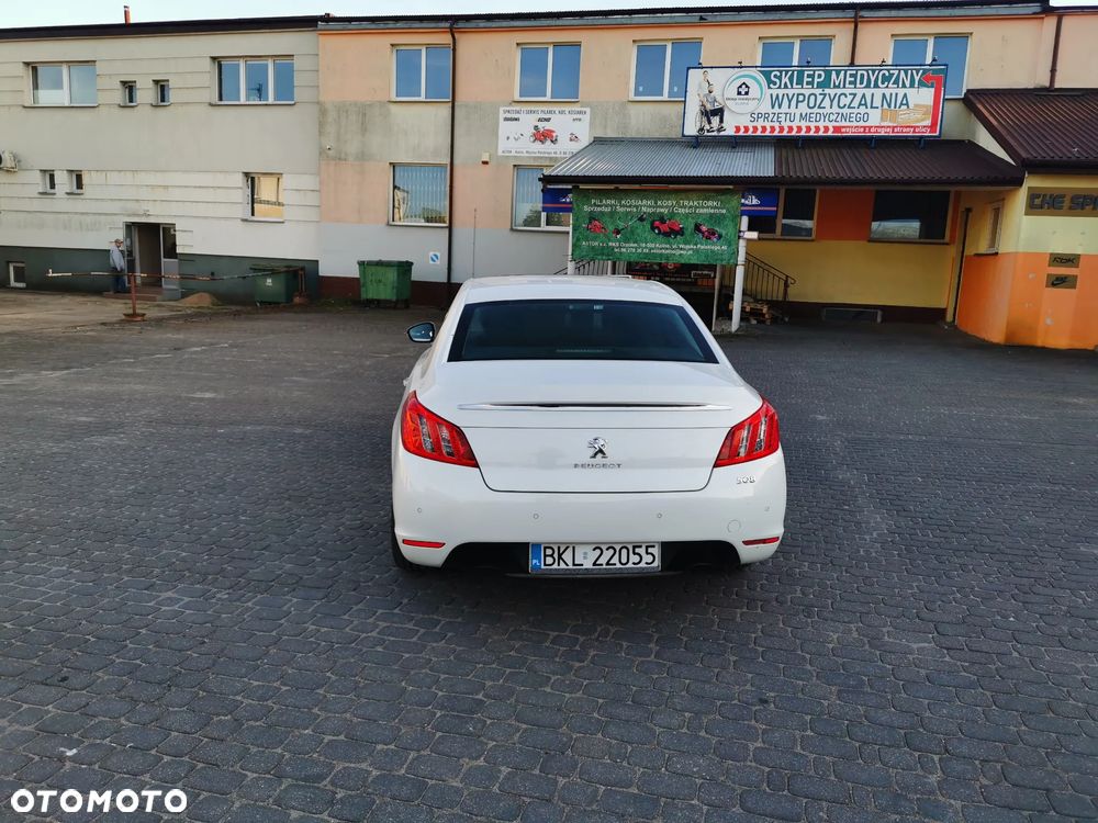 Peugeot 508 Hybrid4 - 5