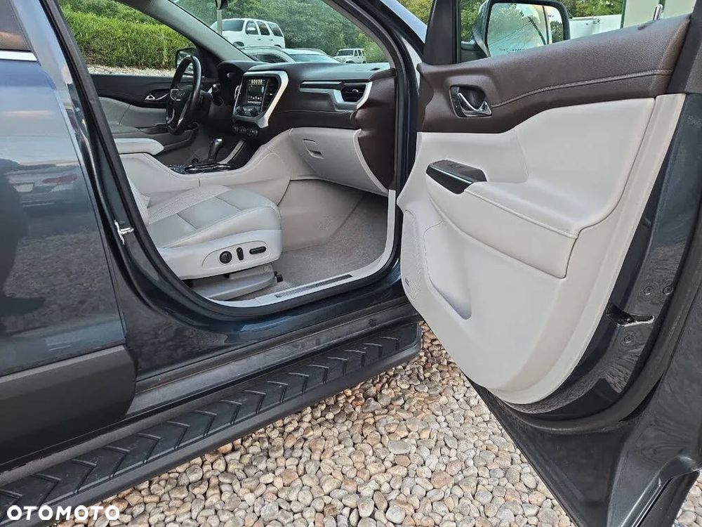 GMC Acadia 3.6 SLT - 16