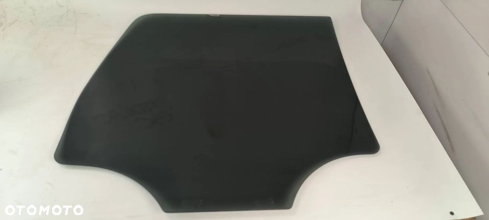 Szyba drzwi lewy przód 43R-004553 Cadillac Escalade 6.2  2007r. - 1