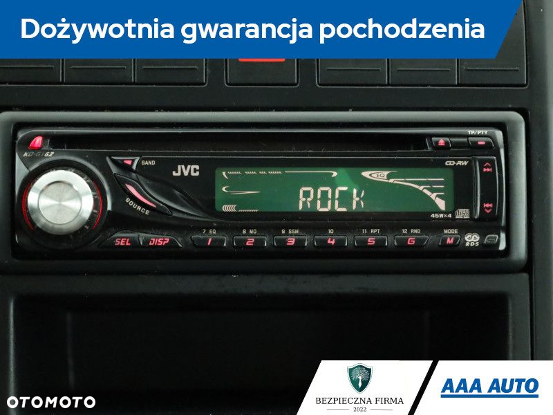 Volkswagen Polo - 11