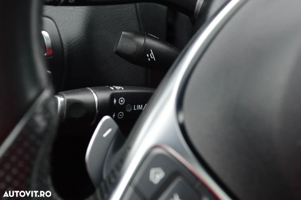 Mercedes-Benz C 180 7G-TRONIC AMG Line - 22