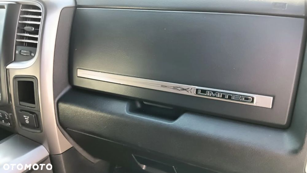 Dodge RAM 1500 5.7 4x4 - 25