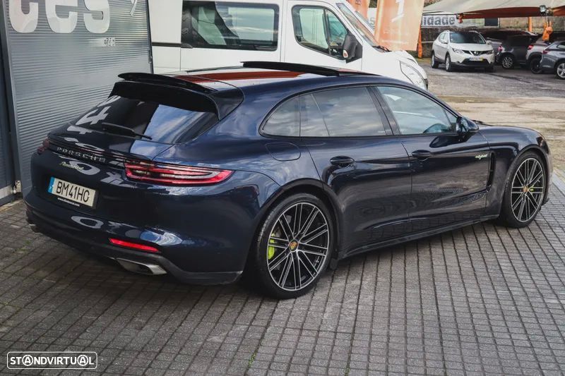 Porsche Panamera Sport Turismo 4 E-Hybrid Platinum Edition - 22
