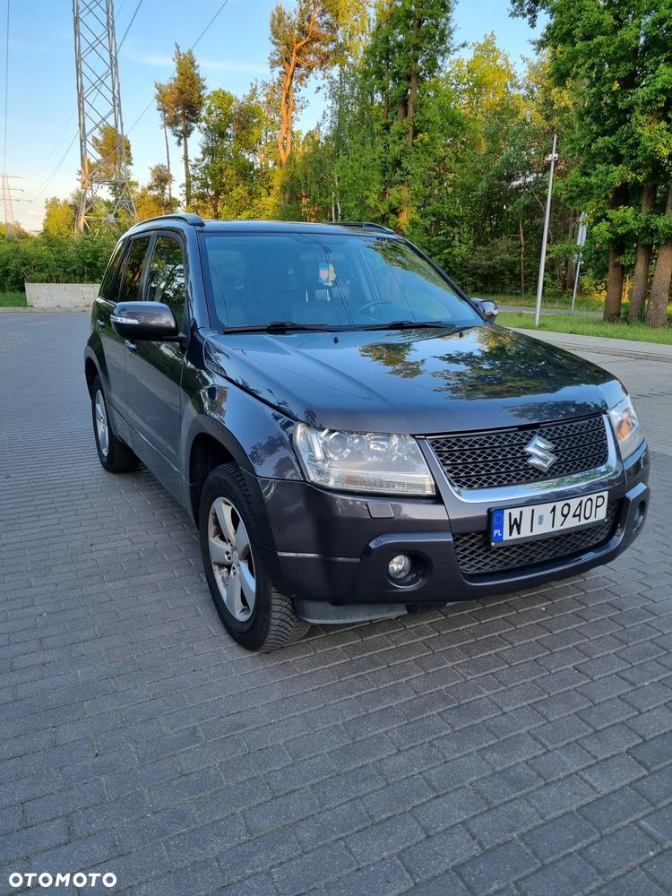 Suzuki Grand Vitara 2.4 De Luxe - 2