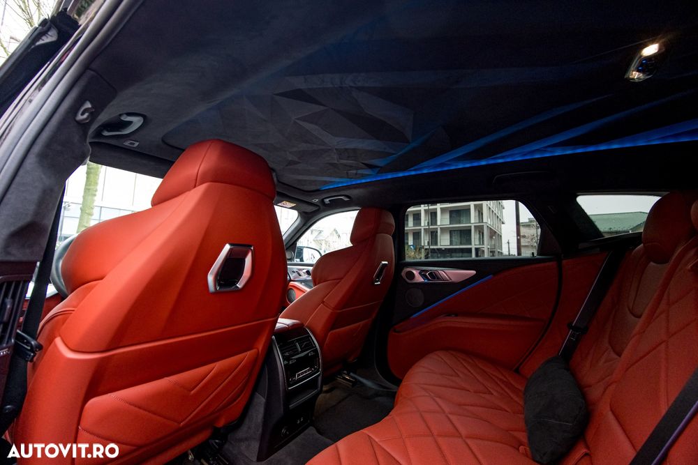 BMW XM 50e - 18