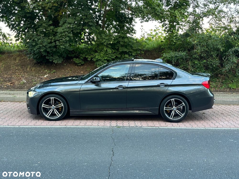 BMW Seria 3 320d M Sport EU6 - 9