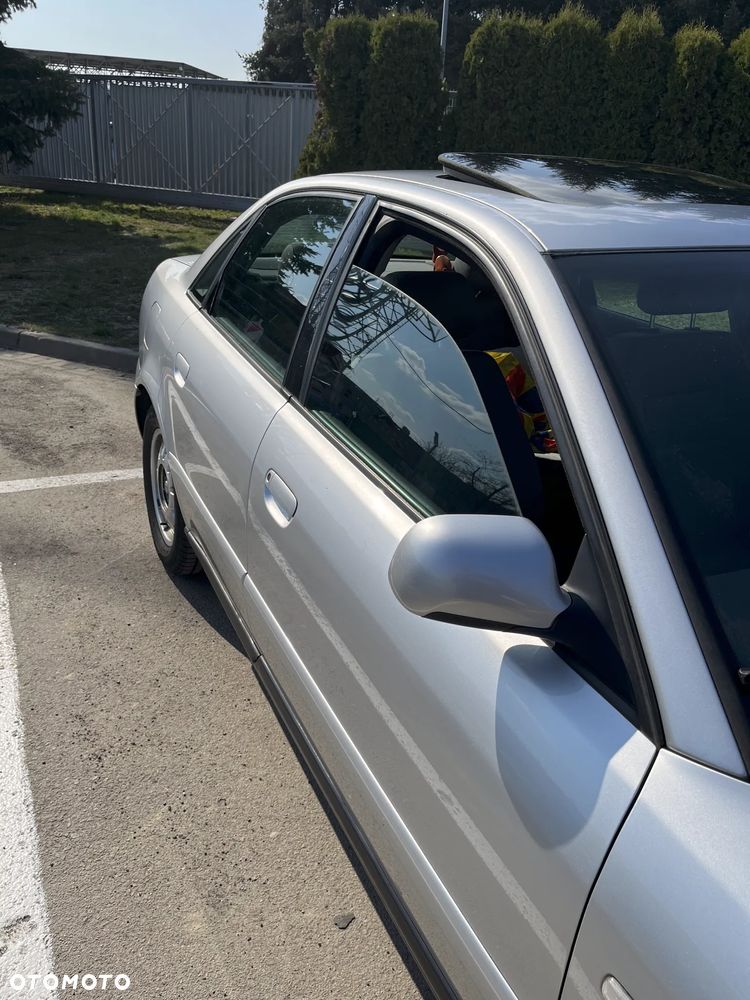 Audi A4 Limousine - 2