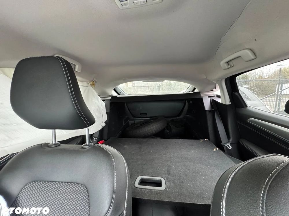 Renault Arkana E-TECH 145 INTENS - 12