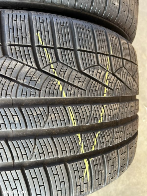 vând 2 anvelope 305/30/20 Pirelli de iarnă ca noi - 3
