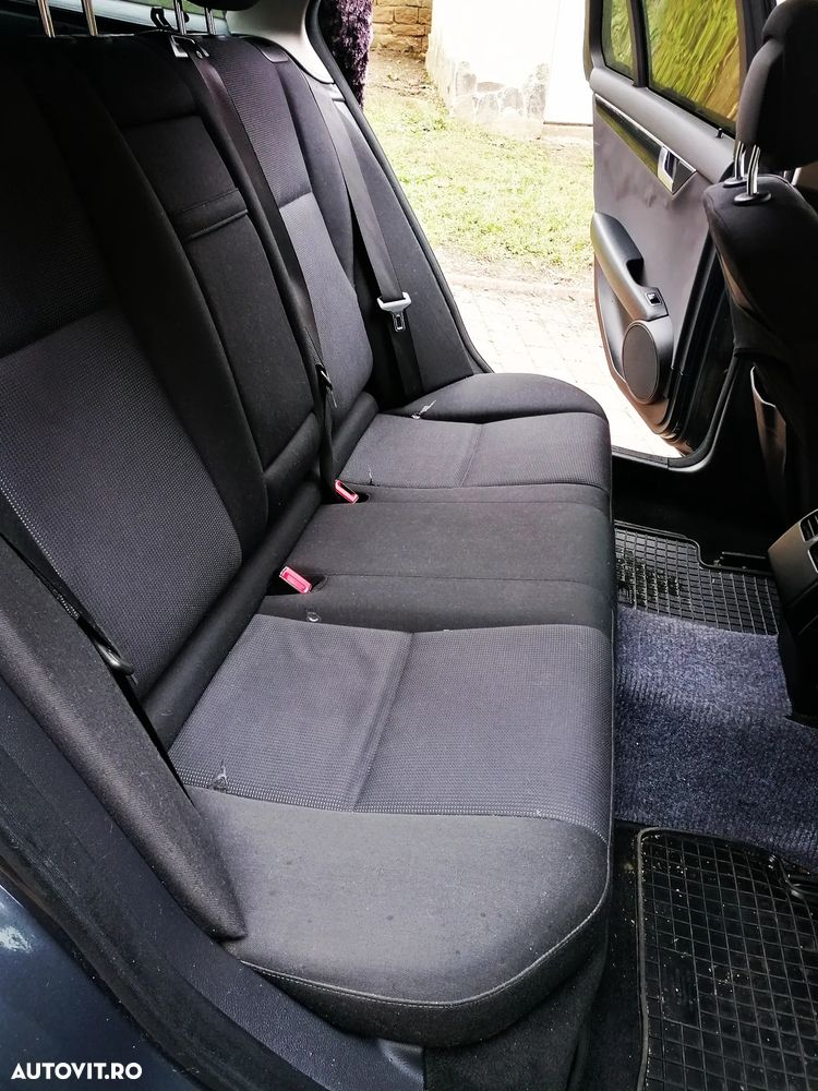 Mercedes-Benz C 220 CDI - 9