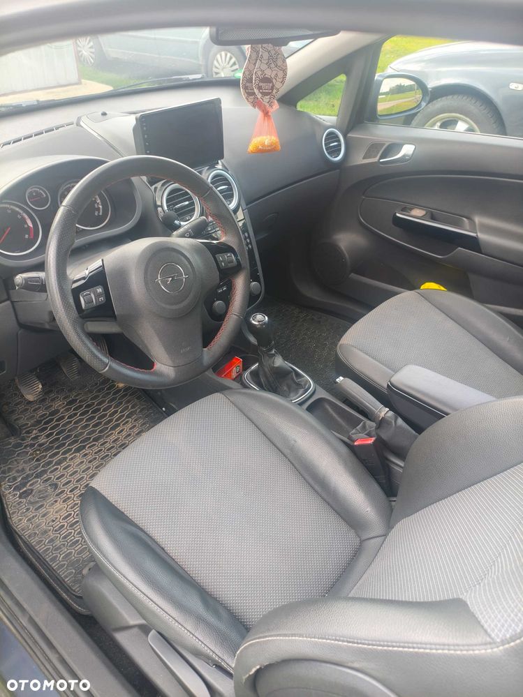 Opel Corsa - 2