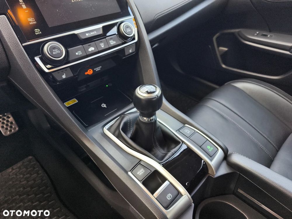 Honda Civic 1.5 T Executive - 15