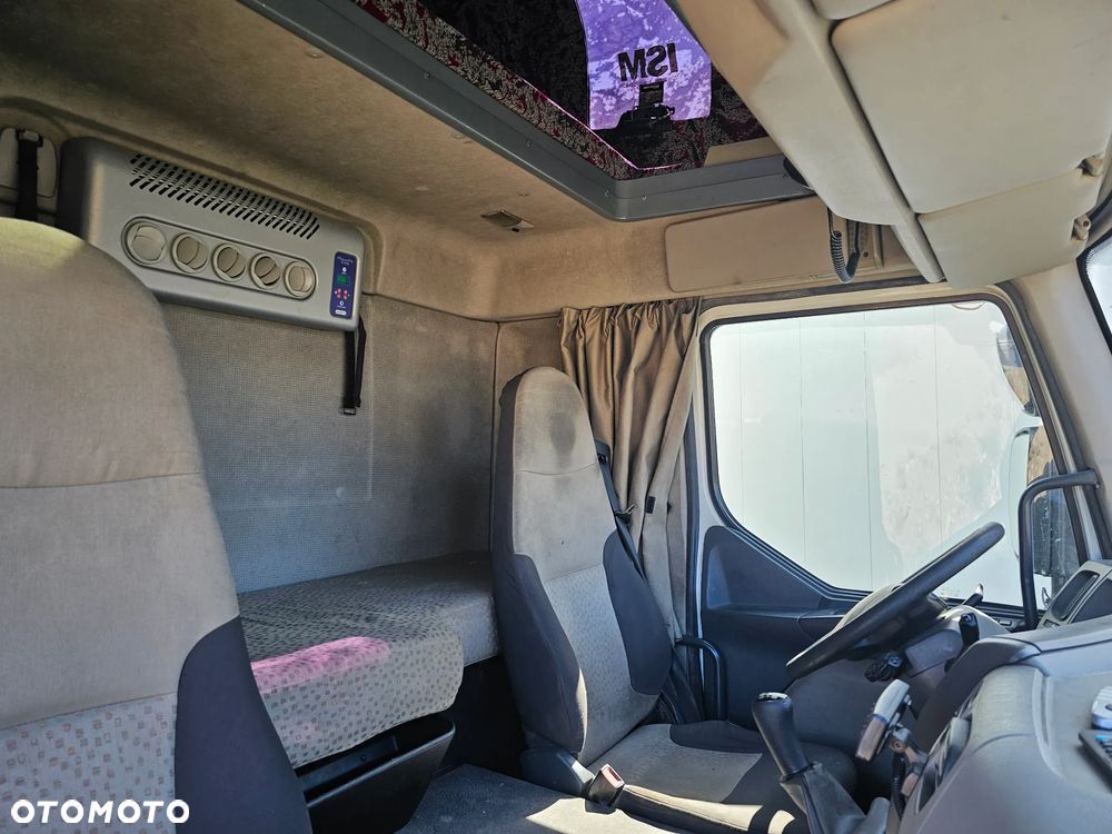 KABINA SYPIALNA 2 ŁÓŻKA RENAULT MIDLUM DXI 06-14 rok - 7