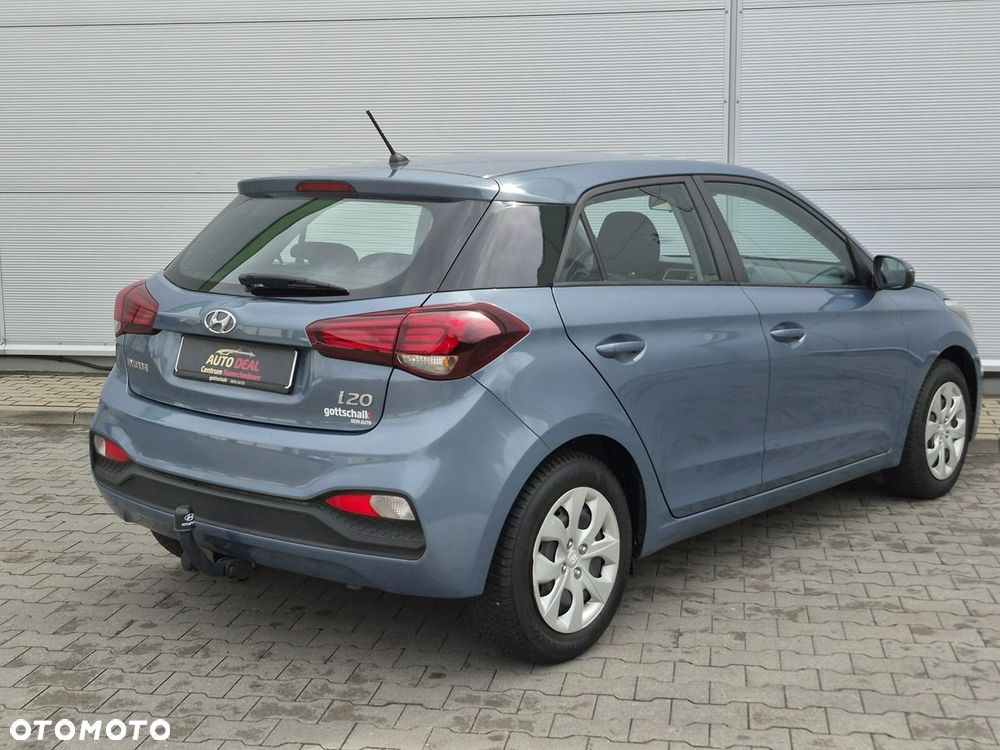 Hyundai i20 - 17