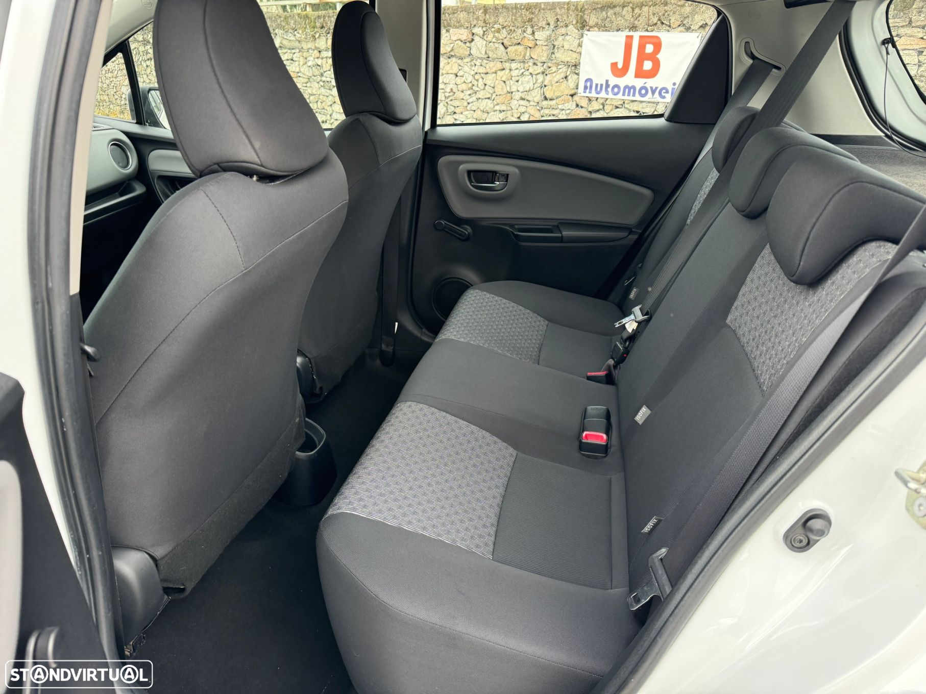 Toyota Yaris 1.0 VVT-i Comfort - 12