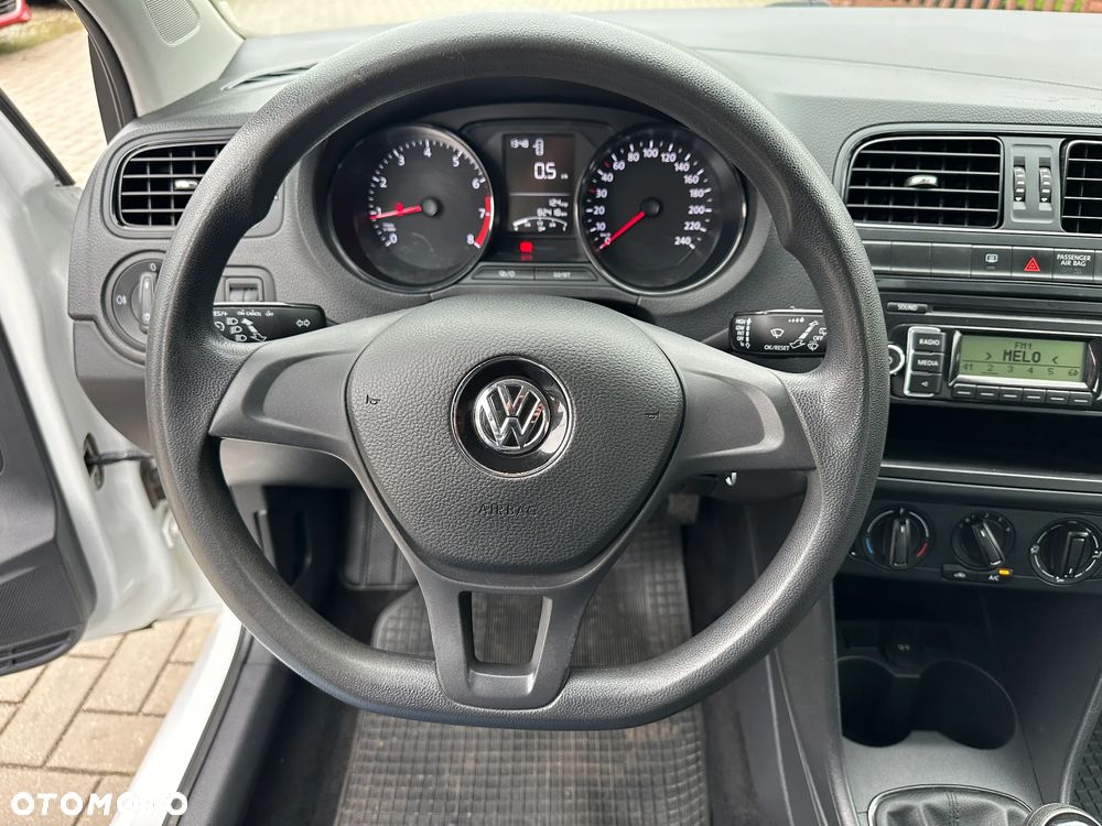 Volkswagen Polo - 8