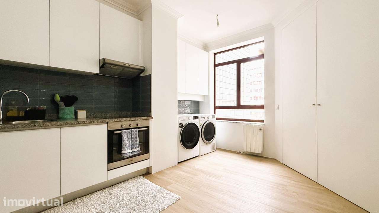 Apartamento T3 (Hospital da Luz) - Grande imagem: 2/16