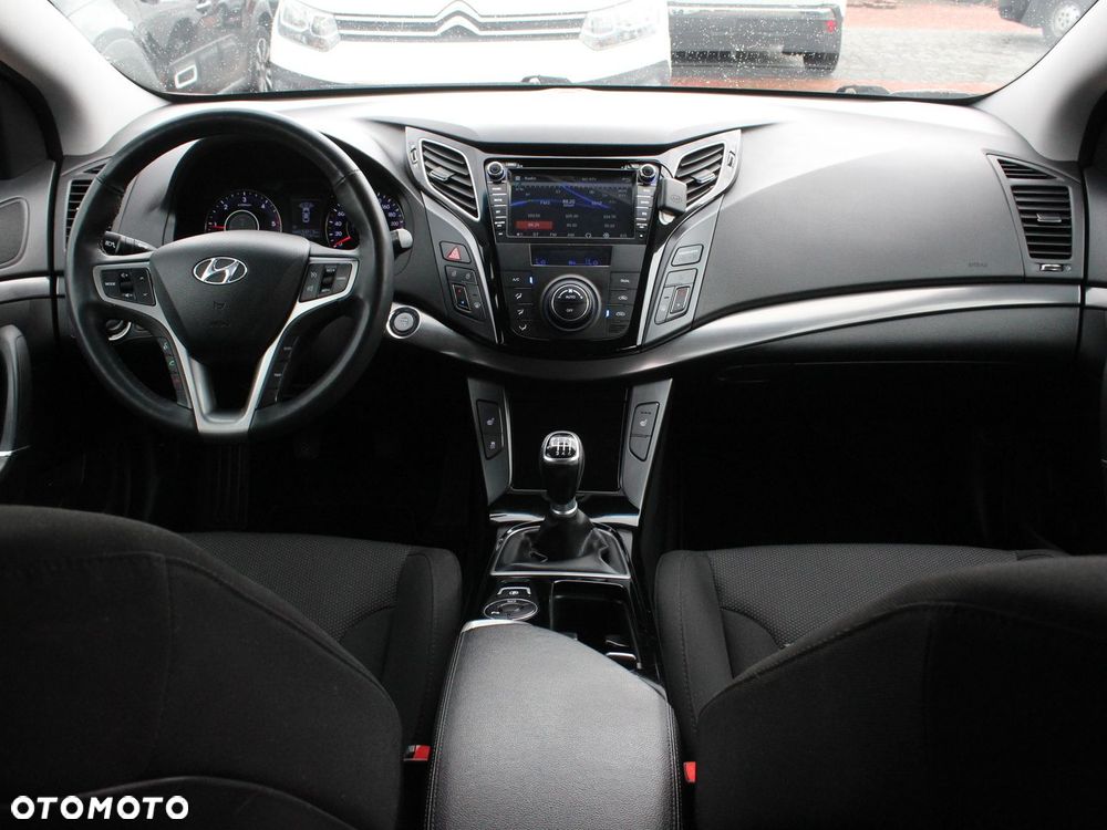 Hyundai i40 - 10