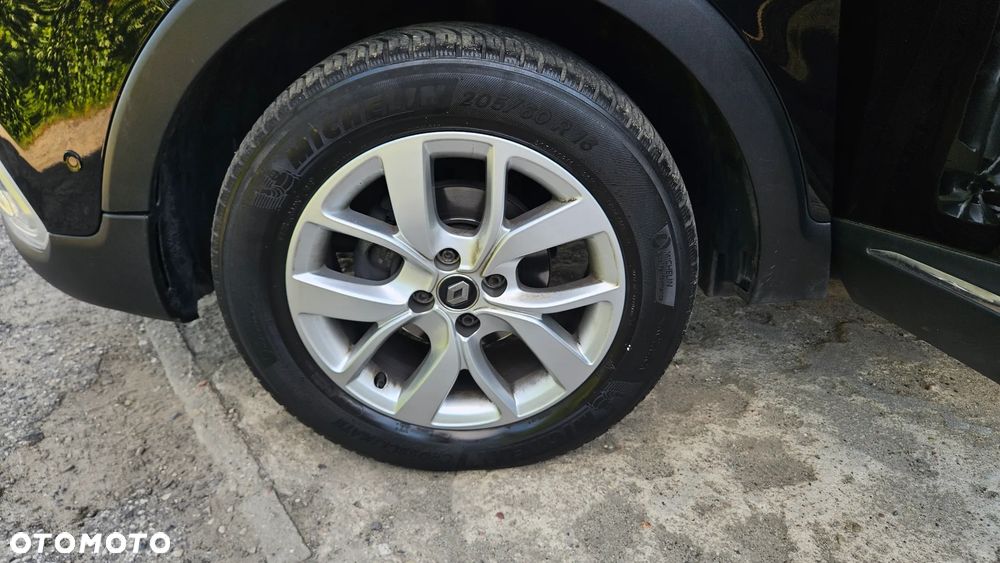 Renault Captur - 16