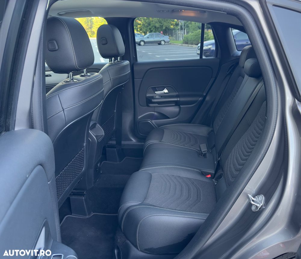 Mercedes-Benz GLA 200 7G-DCT Edition Progressive Line - 22
