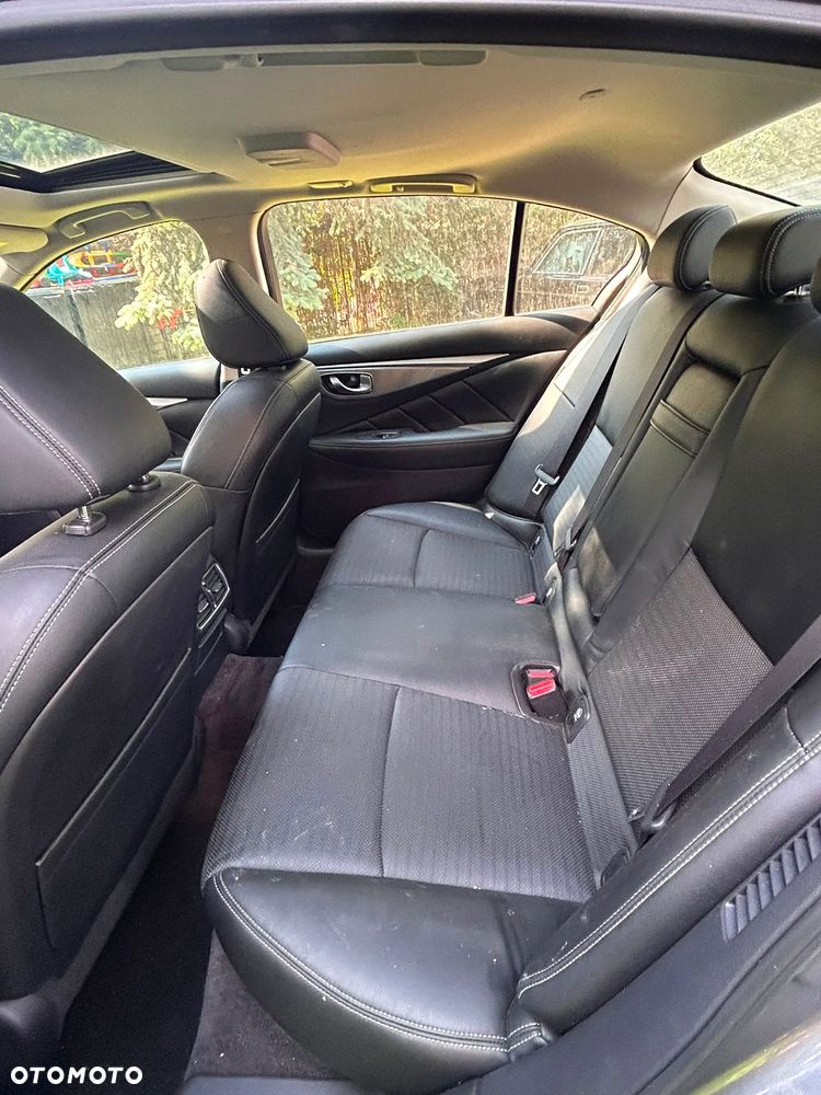 Infiniti Q50 Q50S Hybrid AWD - 14