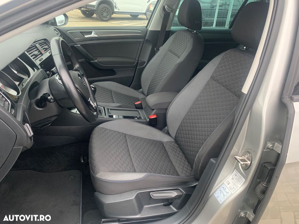 Volkswagen Golf 1.0 TSI OPF Comfortline - 5