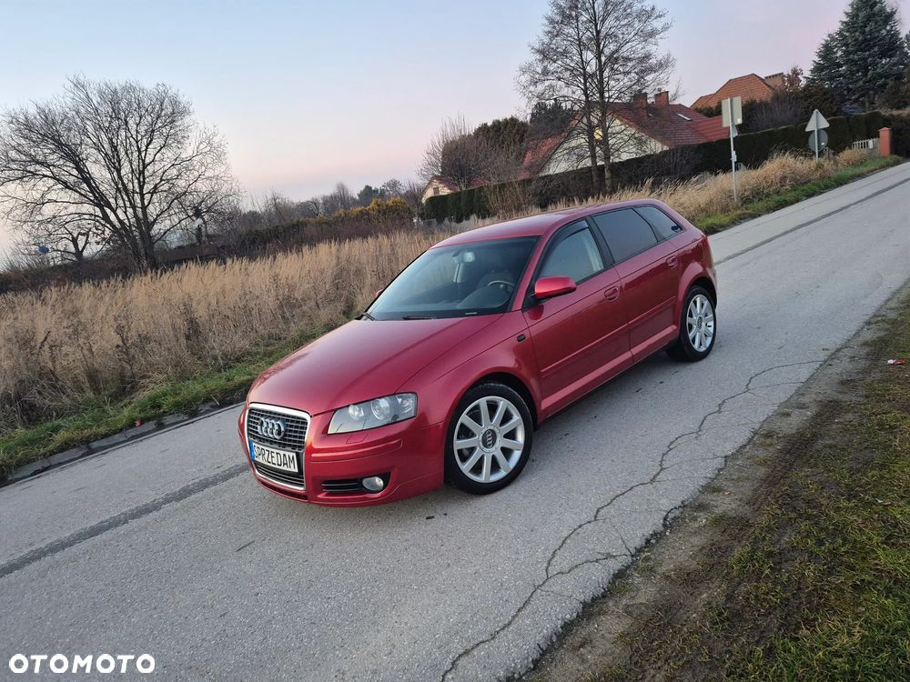 Audi A3 Sportback - 1