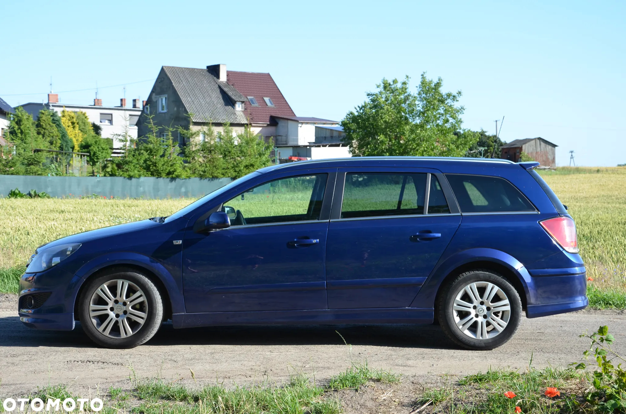 Opel Astra 1.8 Caravan - 8
