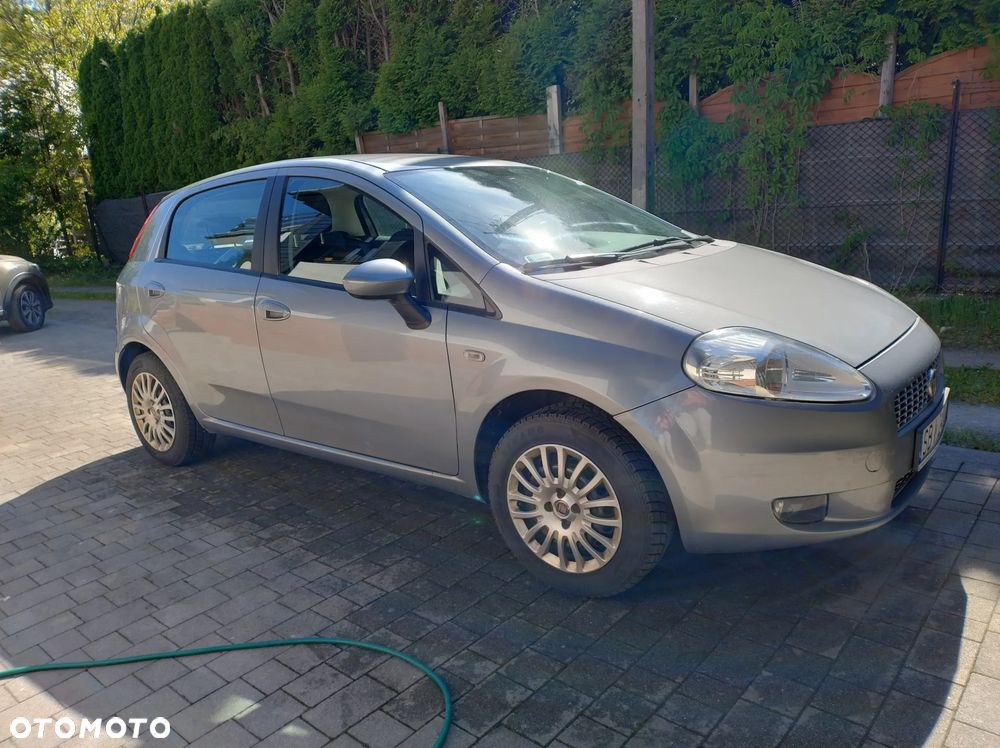 Fiat Grande Punto - 2