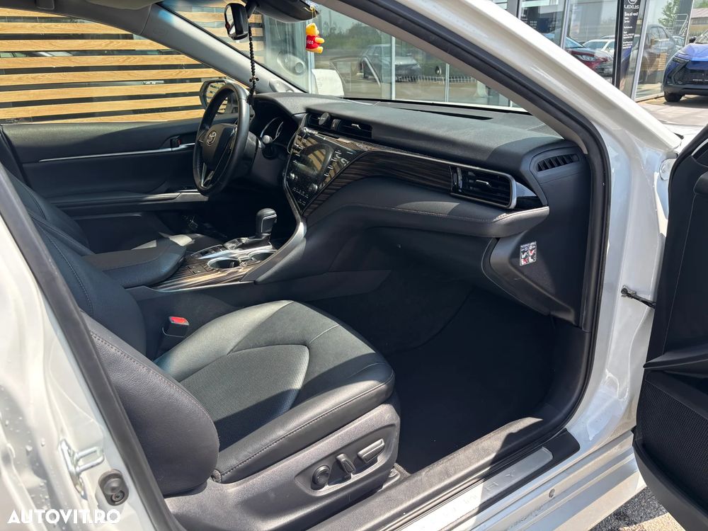TOYOTA Camry 2021 — imagine 10