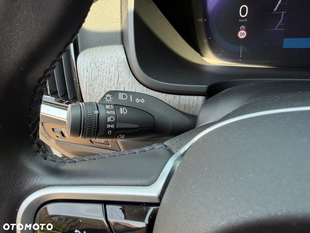 Volvo V90 B5 D AWD Inscription - 25