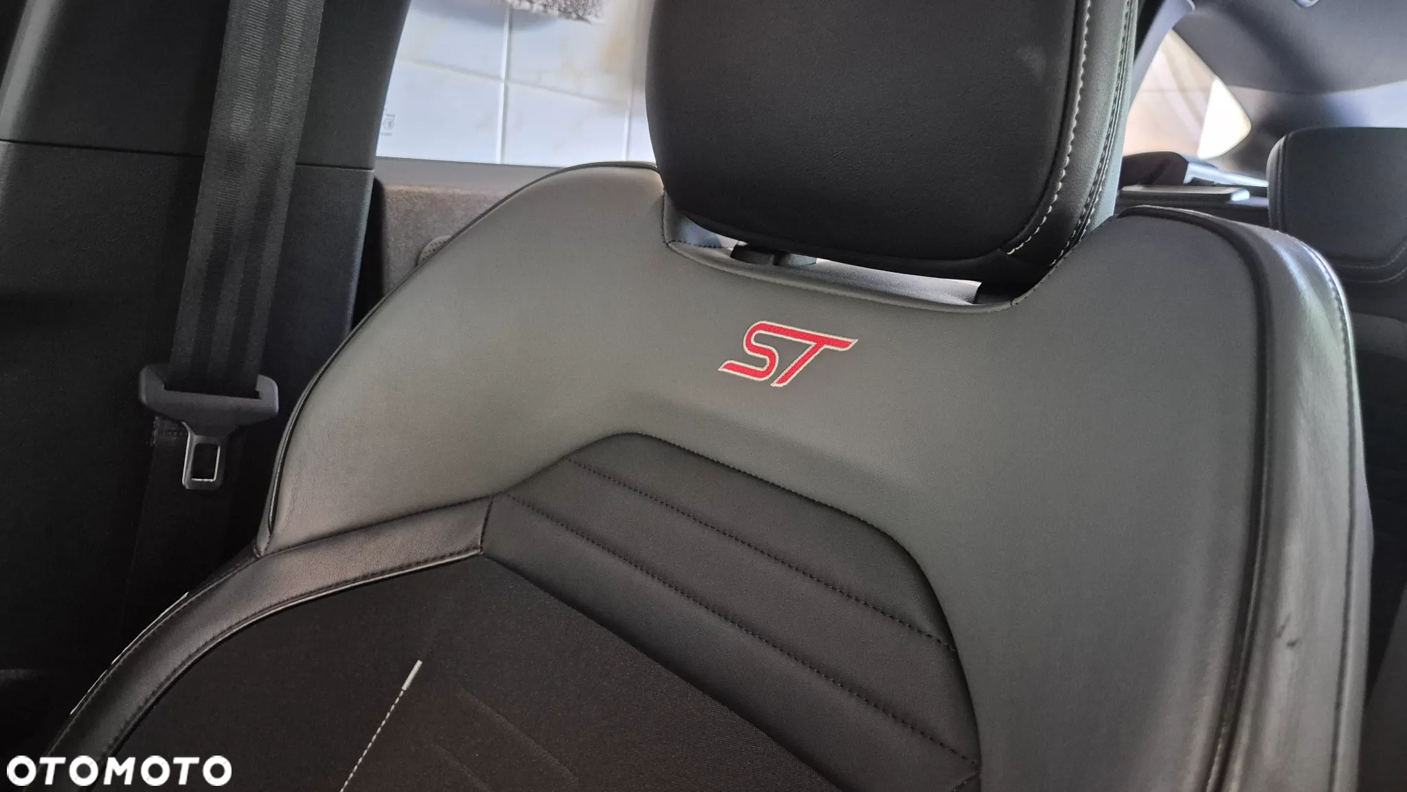 Ford Focus 2.0 EcoBlue ST - 21