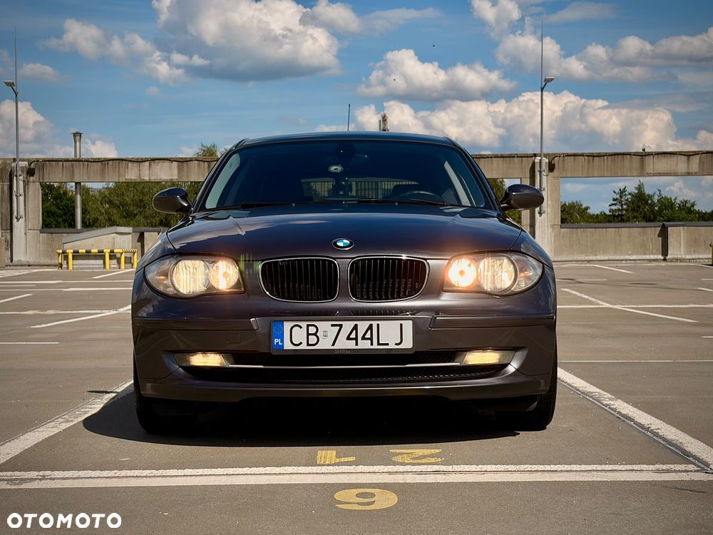 BMW Seria 1 - 12