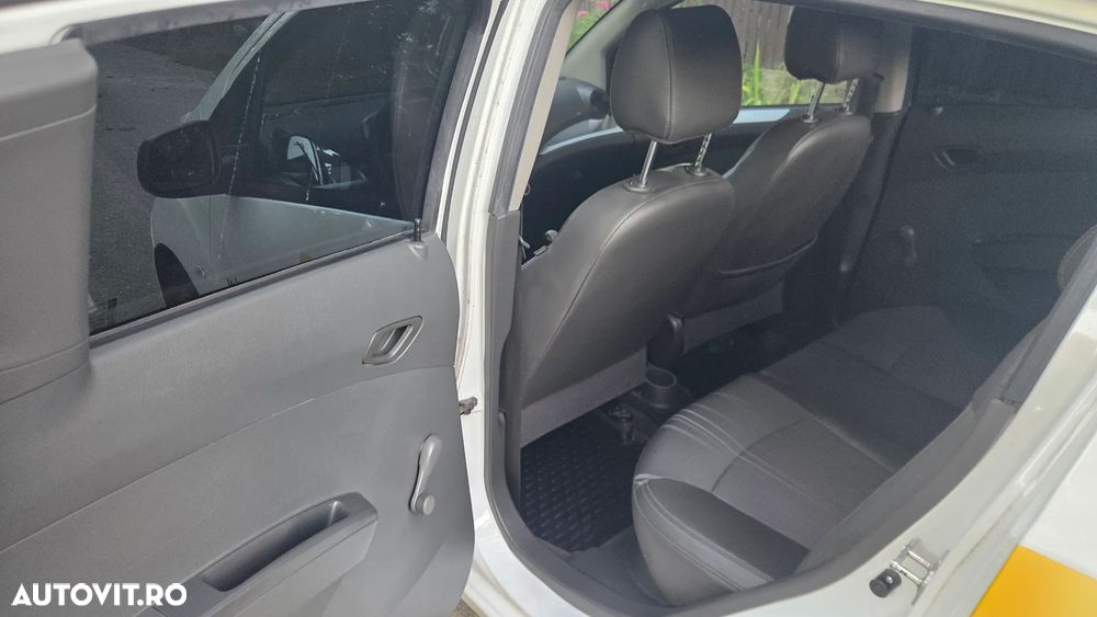 Chevrolet Spark 1.0 MT5 LS - 9