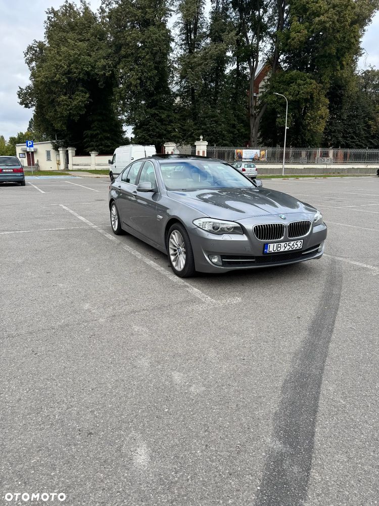BMW Seria 5 535i xDrive - 4