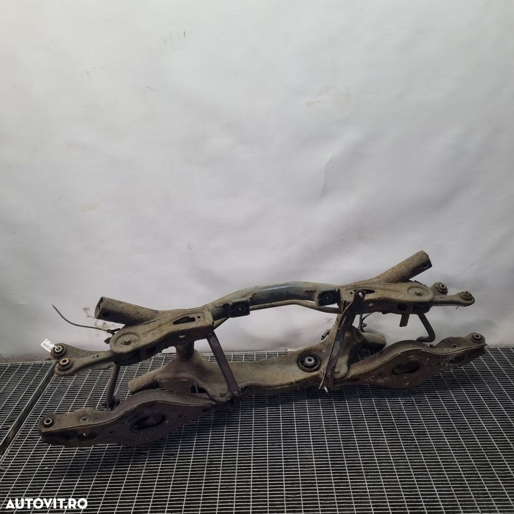 Punte spate Mitsubishi Outlander 2.2 D 2009 - 2012 SUV 4 Usi (1411) 4x4 - 4