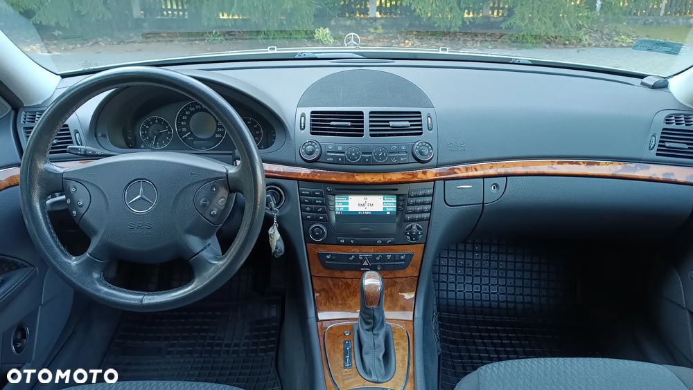 Mercedes-Benz Klasa E 200 Kompressor Automatik Elegance - 2