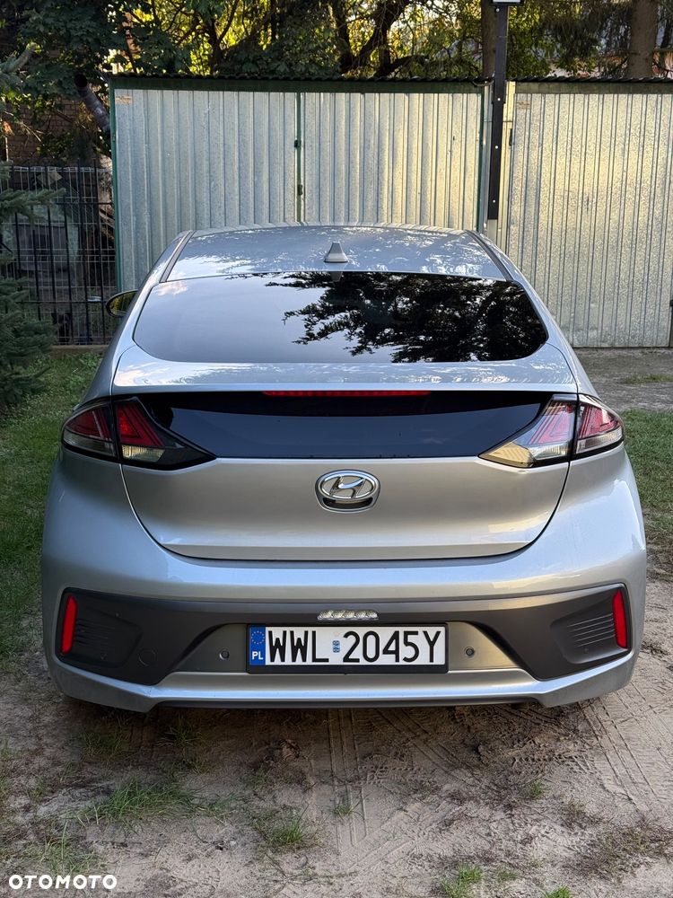 Hyundai IONIQ - 6