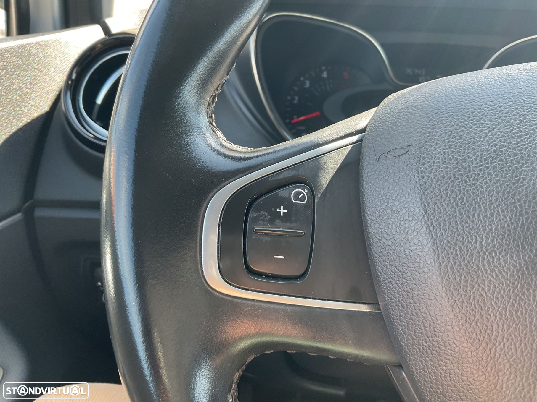 Renault Captur 1.5 dCi Exclusive - 40