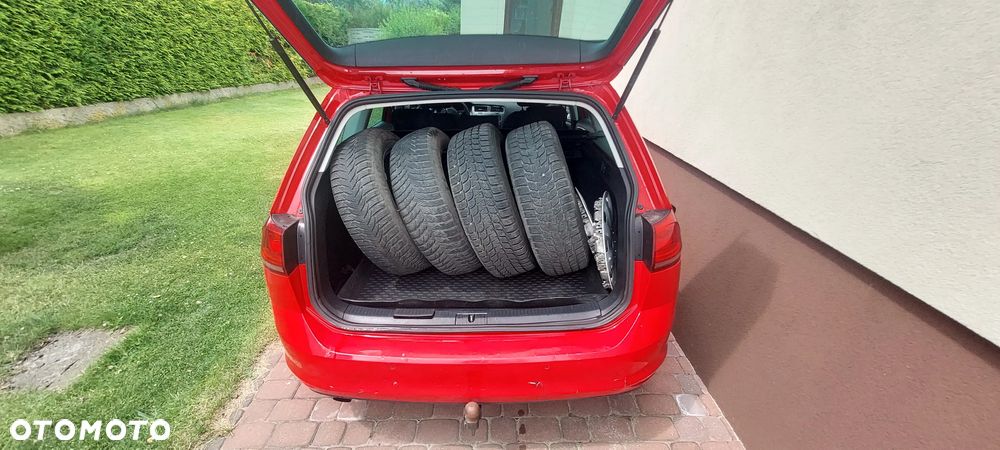 Volkswagen Golf 1.6 TDI BMT Comfortline - 12