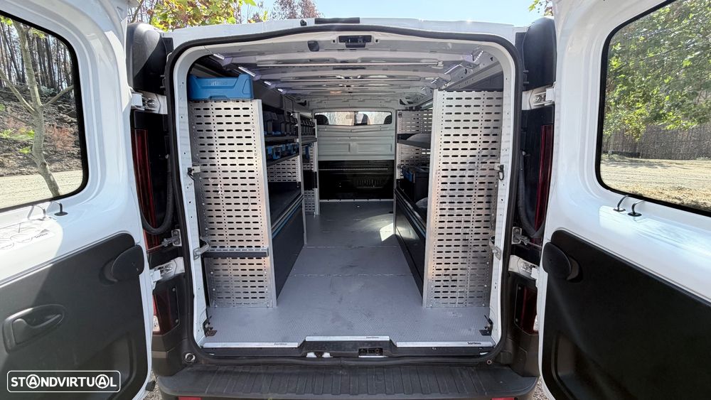 Nissan NV300 2.0 dCi L2H1 1.2T Premium AT - 8