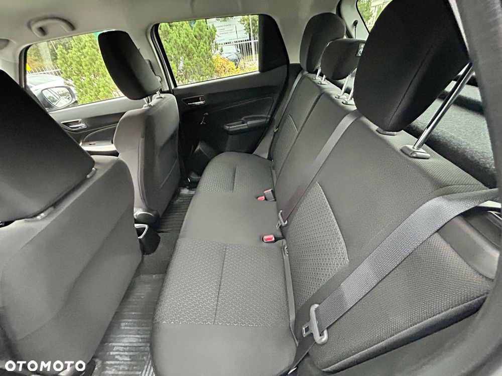 Suzuki Swift - 8