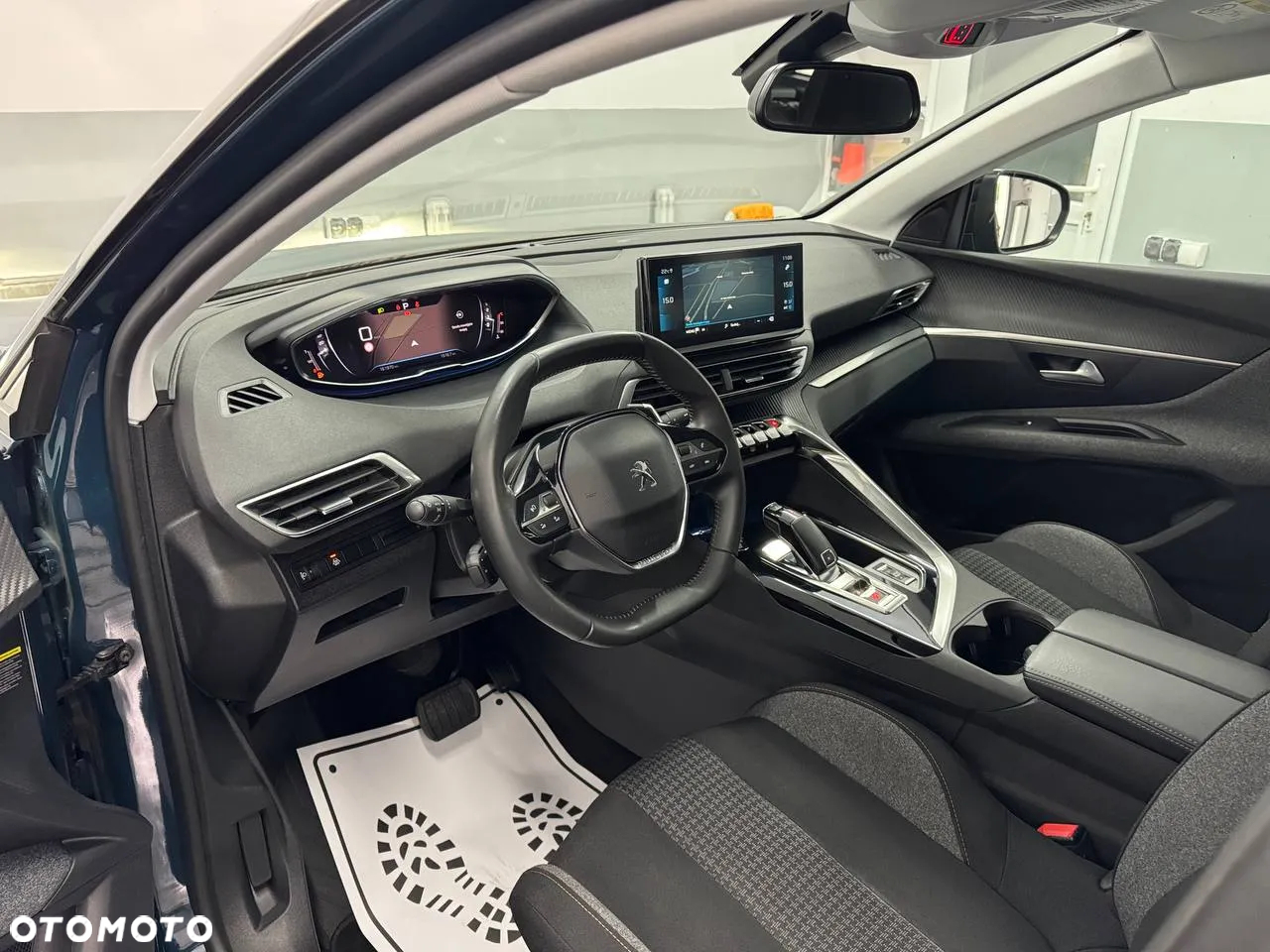 Peugeot 3008 1.5 BlueHDi Active Pack S&S EAT8 - 13