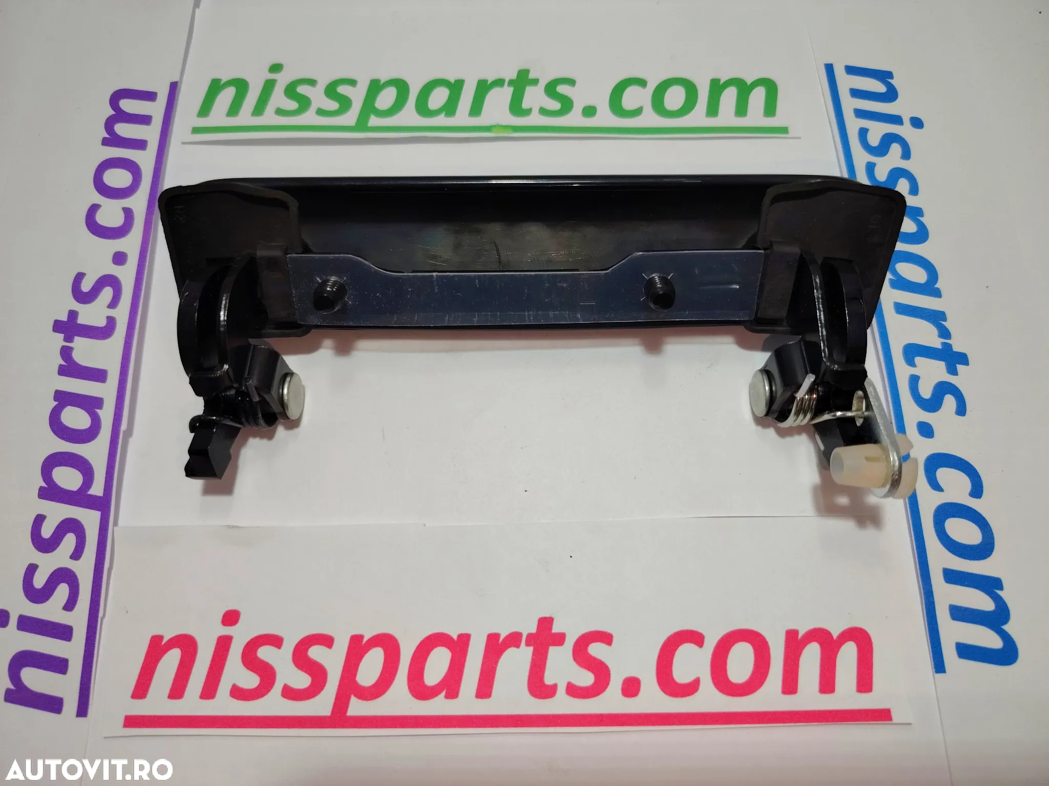 Maner usa stanga dreapta Original OE Nissan L35 Eco-T Eco-L L35-08 L35-09 L35-085 Ebro Comanda speciala din Spania 8060707J00 8060607J00 - 8