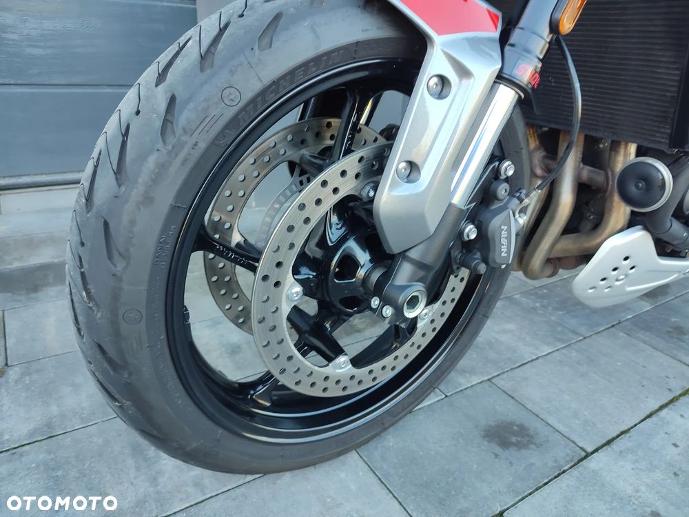 Triumph Trident - 23